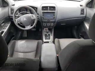 2019 Mitsubishi Outlander ES z VIN JA4AP3AU9KU004394, wystawiony jako Copart lot #58581695 z przebiegiem 52 561 mil mil oraz Czysty tytuł • Clean title. Historia ofert i sprzedaży dostępna na DreamBid. Obrazek 8.