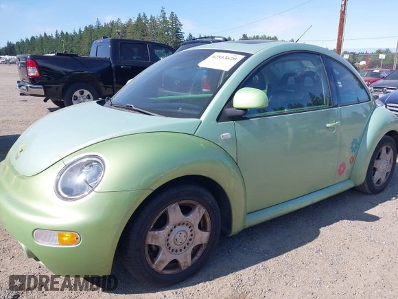 2000 Volkswagen Beetle GLS с VIN 3VWCA21C4YM435270, выставлен на аукционе IAAI как лот 42513670 с пробегом 105 466 миль миль и . История ставок и продаж доступна на DreamBid. Изображение 6.