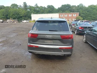 2018 Audi Q7 Premium Plus z VIN WA1LHAF73JD033319, wystawiony jako IAAI lot #42491771 z przebiegiem 96 082 mil mil oraz . Historia ofert i sprzedaży dostępna na DreamBid. Obrazek 17.