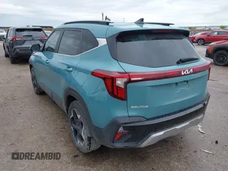 2024 Kia Seltos EX z VIN KNDER2AA5R7473573, wystawiony jako IAAI lot #41906243 z przebiegiem 39 672 mil mil oraz . Historia ofert i sprzedaży dostępna na DreamBid. Obrazek 3.