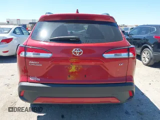 2022 Toyota Corolla Cross LE с VIN 7MUCAAAG3NV028977, выставлен на аукционе IAAI как лот 42243310 с пробегом 47 494 миль миль и . История ставок и продаж доступна на DreamBid. Изображение 17.