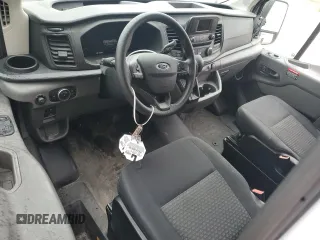 2024 Ford Transit Cargo with VIN 1FTBR1Y88RKA62925, listed as a Copart auction lot 59624425 with 15,657 mi miles and Salvage title. Bid and sale history available at DreamBid. Image 8.