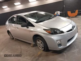 2010 Toyota Prius II z VIN JTDKN3DU1A5159638, wystawiony jako IAAI lot #42253833 z przebiegiem 187 646 mil mil oraz . Historia ofert i sprzedaży dostępna na DreamBid. Obrazek 1.