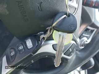 2012 Hyundai Elantra GLS с VIN KMHDH4AE3CU367530, выставлен на аукционе IAAI как лот 41897212 с пробегом 94 606 миль миль и . История ставок и продаж доступна на DreamBid. Изображение 11.