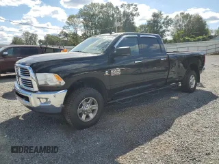 2013 Ram 2500 SLT z VIN 3C6UR5JL0DG602984, wystawiony jako Copart lot #76443874 z przebiegiem 137 796 mil mil oraz Szkody całkowita. Historia ofert i sprzedaży dostępna na DreamBid. Obrazek 1.