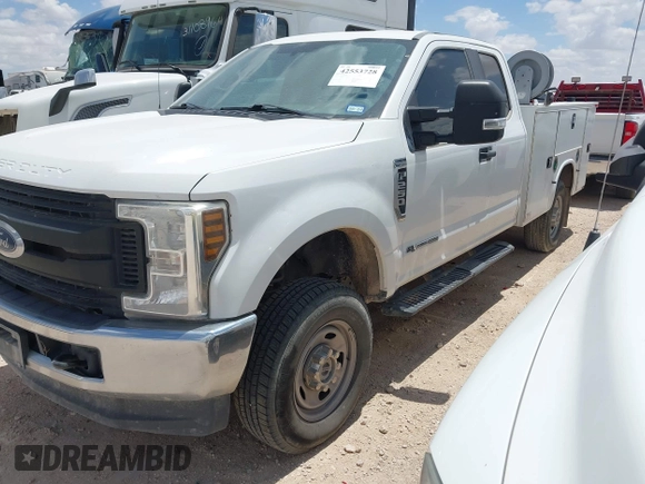2019 Ford F-250 XL with VIN 1FT7X2BT5KED47410, listed as a IAAI auction lot 42553728 with 217,587 mi miles and . Bid and sale history available at DreamBid. Image 15.
