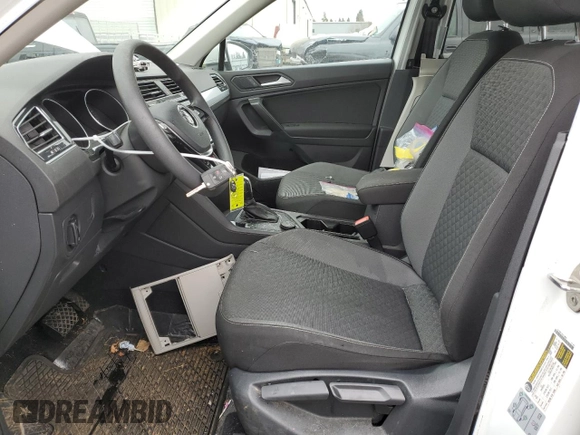 2021 Volkswagen Tiguan S with VIN 3VV0B7AX1MM074272, listed as a Copart auction lot 43519695 with 35,021 mi miles and Salvage title. Bid and sale history available at DreamBid. Image 7.
