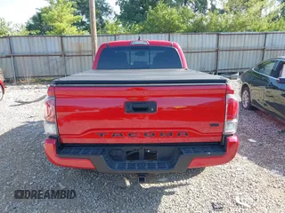 2022 Toyota Tacoma SR5 with VIN 3TMDZ5BN6NM139342, listed as a IAAI auction lot 42711808 with 46,826 mi miles and . Bid and sale history available at DreamBid. Image 17.