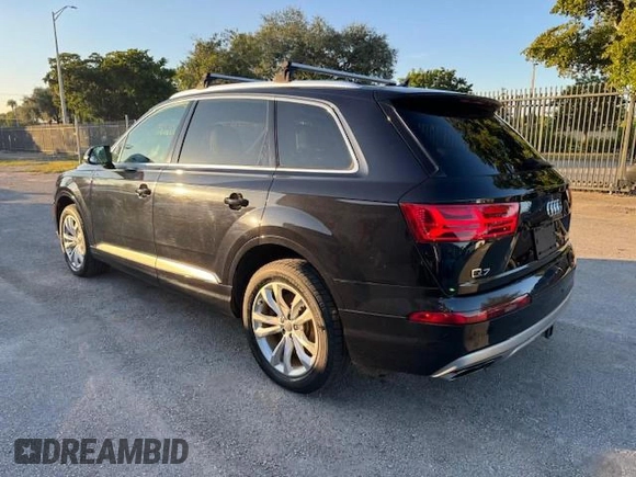 2018 Audi Q7 Premium with VIN WA1AHAF74JD013037, listed as a Copart auction lot 86404774 with 120,999 mi miles and Clean title. Bid and sale history available at DreamBid. Image 2.