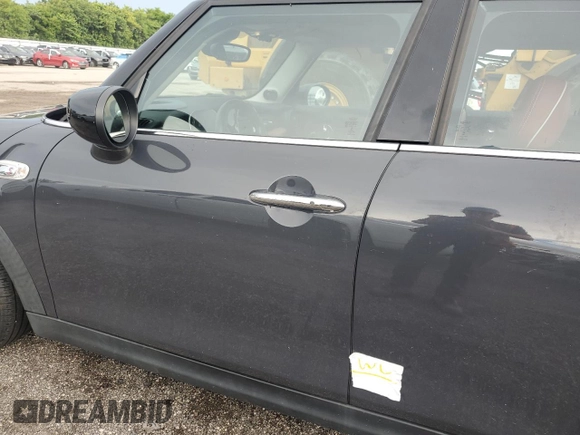 2021 MINI Hardtop 4 Door Cooper S z VIN WMWXU9C06M2N79893, wystawiony jako Copart lot #60160654 z przebiegiem 37 054 mil mil oraz Nie do naprawy • Non repairable. Historia ofert i sprzedaży dostępna na DreamBid. Obrazek 12.