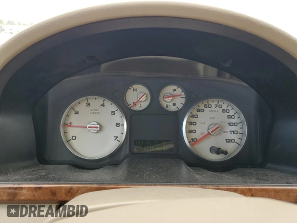 2005 Ford Five Hundred Limited with VIN 1FAFP25185G124816, listed as a Copart auction lot 84528924 with 271,914 mi miles and Salvage Title. Bid and sale history available at carsss.com. Image 9.