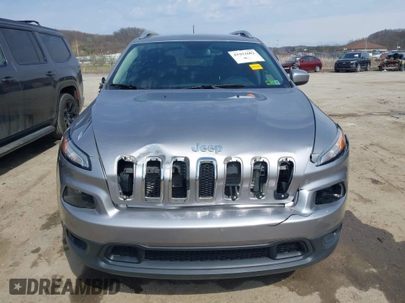 2018 Jeep Cherokee Latitude Tech Connect with VIN 1C4PJMCX7JD549572, listed as a IAAI auction lot 41932602 with 134,025 mi miles and . Bid and sale history available at DreamBid. Image 6.