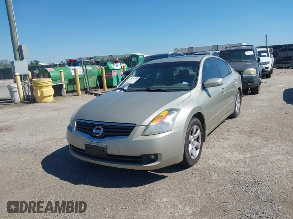 2009 Nissan Altima 2.5 S with VIN 1N4AL21E69N532960, listed as a IAAI auction lot 42036746 with 245,637 mi miles. Bid and sale history available at carsss.com. Image 2.