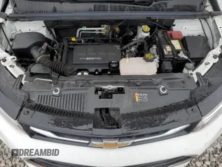2020 Chevrolet Trax LS z VIN KL7CJKSB7LB032650, wystawiony jako Copart lot #58859075 z przebiegiem 40 899 mil mil oraz Szkoda całkowita • Salvage title. Historia ofert i sprzedaży dostępna na DreamBid. Obrazek 12.