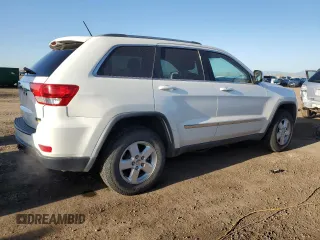 2011 Jeep Grand Cherokee Laredo with VIN 1J4RR4GG4BC640277, listed as a Copart auction lot 52166205 with 195,877 mi miles and Salvage Title. Bid and sale history available at DreamBid. Image 3.