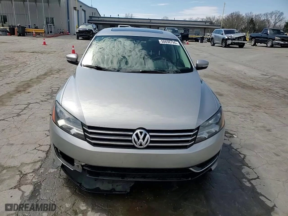 2013 Volkswagen Passat SE w/Sunroof with VIN 1VWBH7A33DC133663, listed as a Copart auction lot 50698795 with 161,053 mi miles and Salvage Title. Bid and sale history available at carsss.com. Image 14.