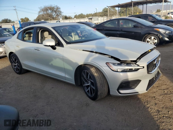 2019 Volvo S60 Momentum with VIN 7JR102FK5KG010818, listed as a Copart auction lot 41748445 with 23,632 mi miles and Salvage Title. Bid and sale history available at carsss.com. Image 4.