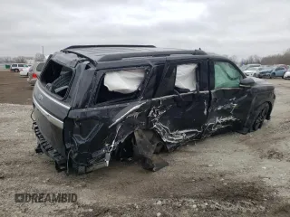 2021 Ford Expedition XLT with VIN 1FMJU1JT2MEA43900, listed as a Copart auction lot 44094513 with 0 mi miles and Salvage Title. Bid and sale history available at carsss.com. Image 3.