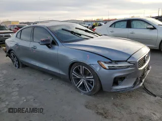 2019 Volvo S60 R-Design with VIN 7JR102FM8KG003945, listed as a Copart auction lot 81183193 with 42,874 mi miles. Bid and sale history available at carsss.com. Image 4.
