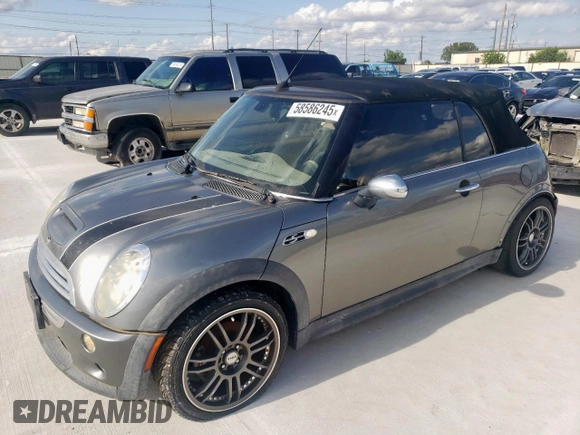 2005 MINI Convertible S z VIN WMWRH33475TF81146, wystawiony jako Copart lot #58586245 z przebiegiem Nie podano mil oraz Szkoda całkowita • Salvage title. Historia ofert i sprzedaży dostępna na DreamBid. Obrazek 1.