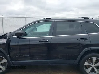 2019 Jeep Cherokee High Altitude с VIN 1C4PJMDN6KD162994, выставлен на аукционе IAAI как лот 41700652 с пробегом 93 112 миль миль и . История ставок и продаж доступна на DreamBid. Изображение 14.