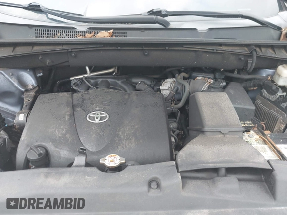 2018 Toyota Highlander LE with VIN 5TDBZRFH8JS875311, listed as a IAAI auction lot 42673189 with 180,025 mi miles and . Bid and sale history available at DreamBid. Image 10.
