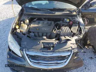 2012 Chrysler 200 Limited with VIN 1C3CCBCBXCN189488, listed as a Copart auction lot 43032595 with Not Provided miles and Clean Title. Bid and sale history available at DreamBid. Image 12.