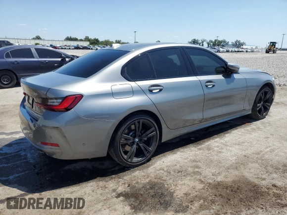 2023 BMW 3 Series 330i xDrive with VIN 3MW89FF00P8D34979, listed as a Copart auction lot 52625655 with 17,031 mi miles and Salvage Title. Bid and sale history available at carsss.com. Image 3.