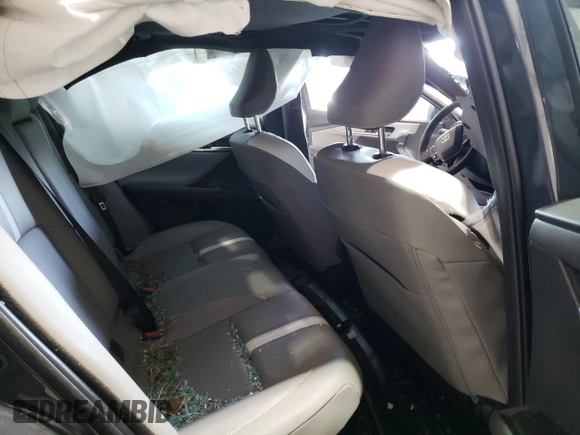 2025 Toyota Camry LE with VIN 4T1DAACK9SU556042, listed as a Copart auction lot 46990605 with 10,468 mi miles and Salvage Title. Bid and sale history available at DreamBid. Image 10.