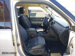 2014 Ford Flex SEL with VIN 2FMGK5C88EBD39226, listed as a IAAI auction lot 42010756 with 135,339 mi miles. Bid and sale history available at carsss.com. Image 5.