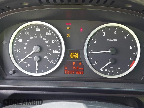 2007 BMW 5 Series 530i with VIN WBANE73577CM49320, listed as a IAAI auction lot 41531892 with 132,117 mi miles. Bid and sale history available at carsss.com. Image 7.