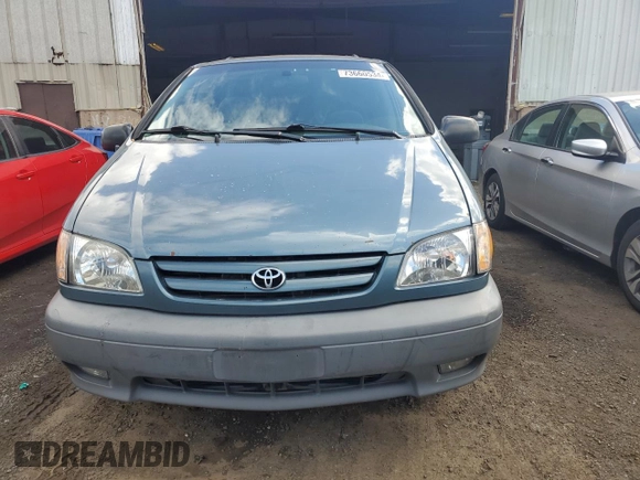 2002 Toyota Sienna LE with VIN 4T3ZF13CX2U463618, listed as a Copart auction lot 73660534 with 279,315 mi miles and Salvage Title. Bid and sale history available at carsss.com. Image 5.