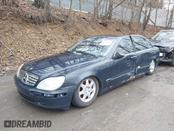 2001 Mercedes-Benz S-Class with VIN WDBNG75J31A212574, listed as a IAAI auction lot 41678906 with 109,716 mi miles. Bid and sale history available at carsss.com. Image 2.