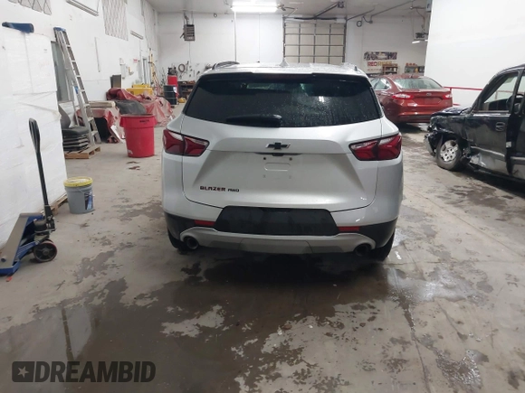 2020 Chevrolet Blazer LT с VIN 3GNKBJRS9LS624655, выставлен на аукционе IAAI как лот 41707430 с пробегом 99 335 миль миль и . История ставок и продаж доступна на DreamBid. Изображение 16.