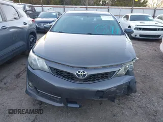 2014 Toyota Camry L with VIN 4T1BF1FK2EU751585, listed as a IAAI auction lot 41730388 with 153,465 mi miles. Bid and sale history available at carsss.com. Image 12.