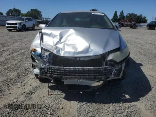 2010 Honda Insight LX z VIN JHMZE2H54AS003234, wystawiony jako Copart lot #56915385 z przebiegiem 320 644 mil mil oraz Czysty tytuł • Clean title. Historia ofert i sprzedaży dostępna na DreamBid. Obrazek 5.