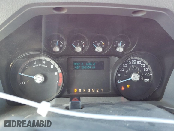 2011 Ford F-250 XL with VIN 1FTBF2A6XBEC69215, listed as a Copart auction lot 45609265 with 203,364 mi miles and Salvage title. Bid and sale history available at DreamBid. Image 9.