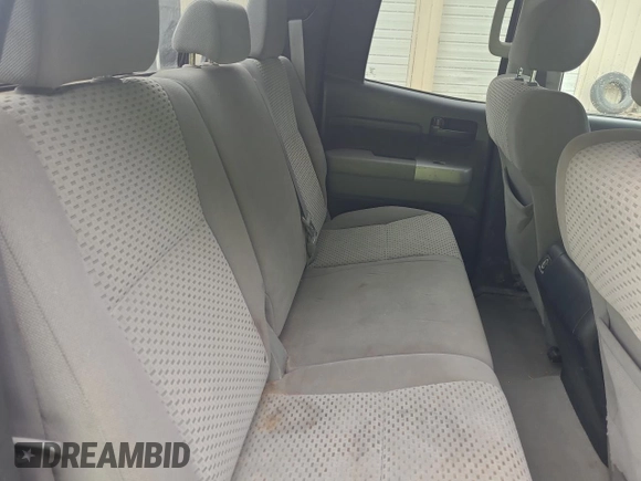 2008 Toyota Tundra z VIN 5TBBV54158S494089, wystawiony jako Copart lot #58817485 z przebiegiem 180 587 mil mil oraz Czysty tytuł • Clean title. Historia ofert i sprzedaży dostępna na DreamBid. Obrazek 6.
