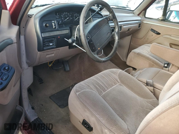 1994 Ford Bronco Custom with VIN 1FMEU15H3RLB53350, listed as a Copart auction lot 82411494 with 101,328 mi miles and Clean Title. Bid and sale history available at DreamBid. Image 8.