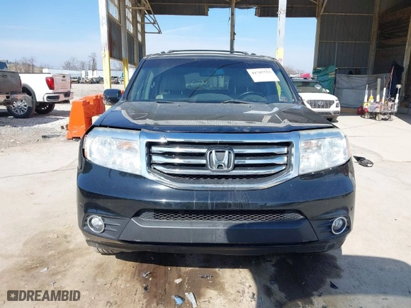 2013 Honda Pilot Touring with VIN 5FNYF4H96DB080116, listed as a IAAI auction lot 41787575 with 200,236 mi miles. Bid and sale history available at carsss.com. Image 13.