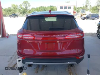 2017 Lincoln MKC Reserve with VIN 5LMCJ3C97HUL04722, listed as a IAAI auction lot 42069804 with 34,635 mi miles and . Bid and sale history available at DreamBid. Image 16.