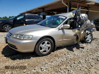2002 Honda Accord LX z VIN JHMCG56472C006877, wystawiony jako Copart lot #57837855 z przebiegiem Nie podano mil oraz Szkoda całkowita • Salvage title. Historia ofert i sprzedaży dostępna na DreamBid. Obrazek 1.