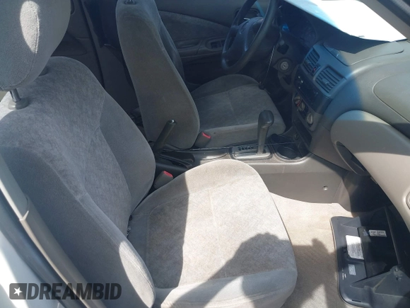2002 Nissan Sentra GXE z VIN 3N1CB51D12L649594, wystawiony jako IAAI lot #41758242 z przebiegiem 274 883 mil mil oraz . Historia ofert i sprzedaży dostępna na DreamBid. Obrazek 5.