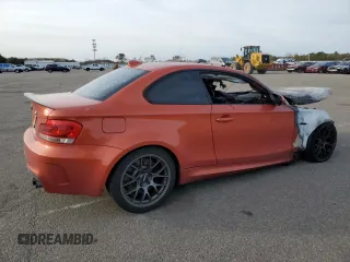 2011 BMW 1 Series M z VIN WBSUR9C57BVP76367, wystawiony jako Copart lot #48887725 z przebiegiem Nie podano mil oraz Szkody całkowita. Historia ofert i sprzedaży dostępna na DreamBid. Obrazek 3.