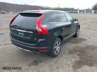 2014 Volvo XC60 3.0L R-Design Premier Plus with VIN YV4902DZ0E2544230, listed as a IAAI auction lot 41824546 with 33,628 mi miles. Bid and sale history available at carsss.com. Image 4.