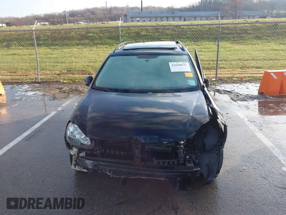 2010 Volkswagen Jetta SE z VIN 3VWTX7AJ9AM604277, wystawiony jako IAAI lot #41048631 z przebiegiem 103 246 mil mil oraz . Historia ofert i sprzedaży dostępna na DreamBid. Obrazek 13.