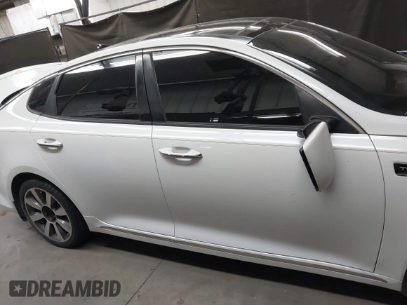 2016 Kia Optima SXL Turbo with VIN 5XXGV4L29GG075339, listed as a IAAI auction lot 42420459 with 122,294 mi miles and . Bid and sale history available at DreamBid. Image 13.
