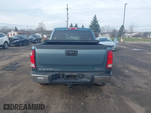 2010 GMC Sierra 1500 with VIN 3GTRKVEAXAG197613, listed as a IAAI auction lot 41198472 with 152,892 mi miles and . Bid and sale history available at DreamBid. Image 16.