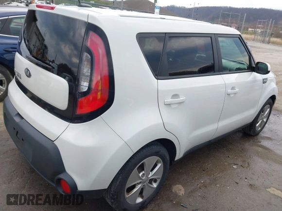 2016 Kia Soul with VIN KNDJN2A27G7259989, listed as a IAAI auction lot 39006527 with 106,751 mi miles. Bid and sale history available at carsss.com. Image 4.