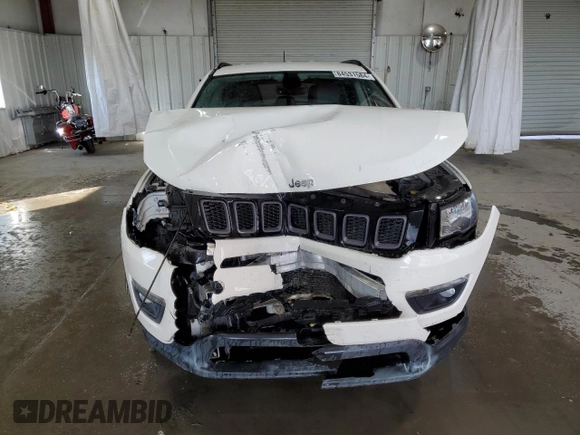 2018 Jeep Compass Altitude with VIN 3C4NJDBB4JT270491, listed as a Copart auction lot 84531584 with Not Provided miles and Salvage Title. Bid and sale history available at carsss.com. Image 5.